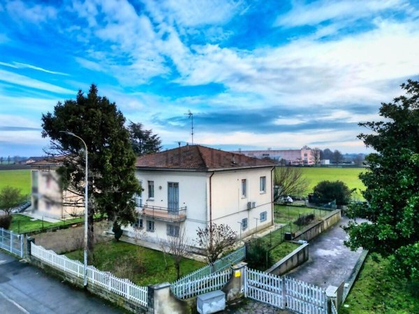 casa indipendente in vendita a San Pietro in Cerro