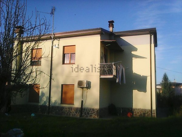 casa indipendente in vendita a San Pietro in Cerro