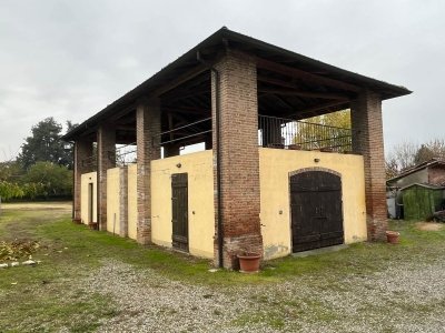 terreno edificabile in vendita a Sarmato