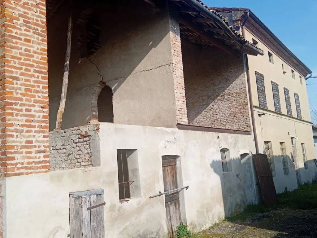 casa indipendente in vendita a Sarmato
