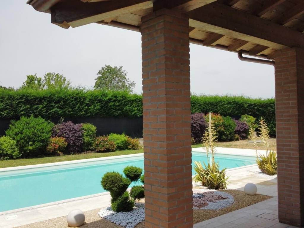 casa indipendente in vendita a Sarmato