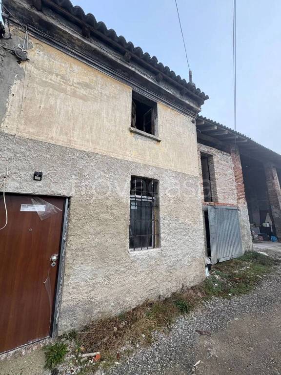 casa indipendente in vendita a Sarmato