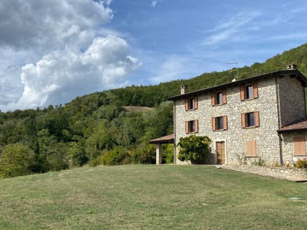casa indipendente in vendita a Travo