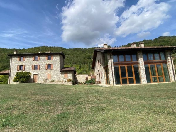 casa indipendente in vendita a Travo