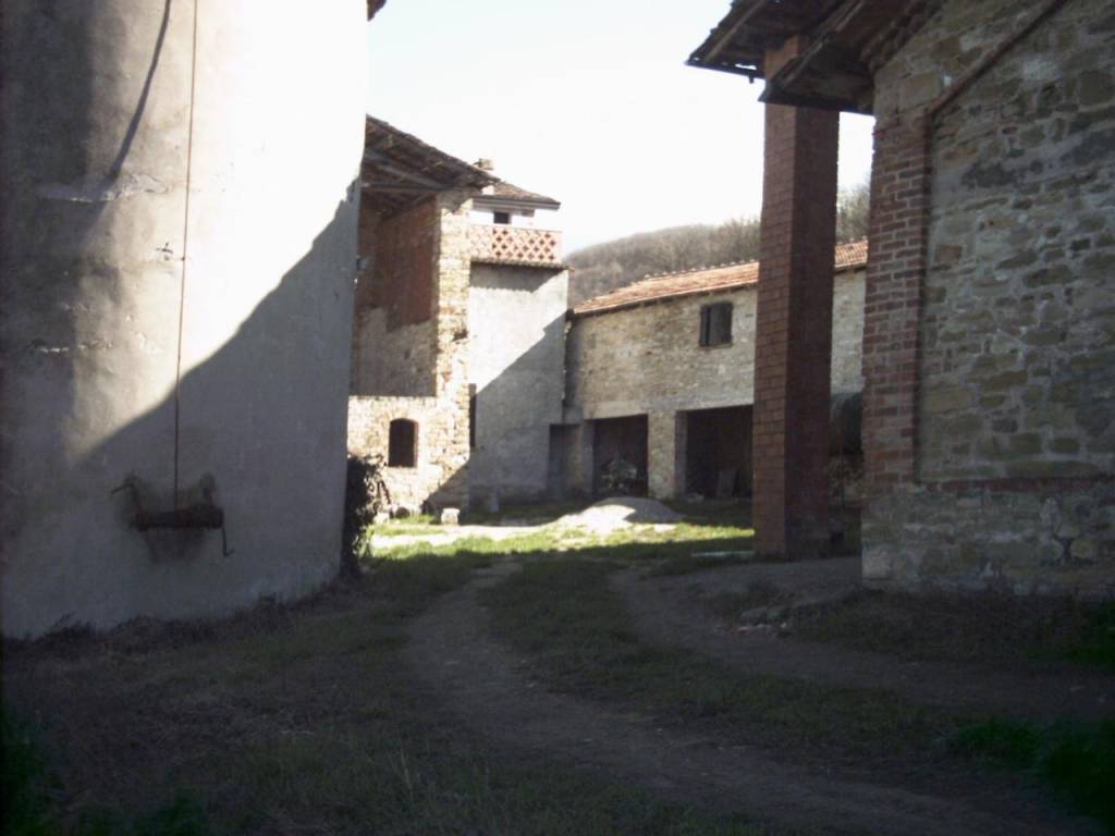 casa indipendente in vendita a Travo