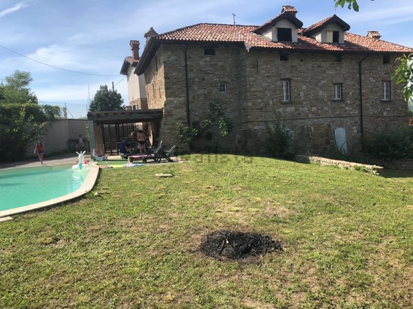 casa indipendente in vendita a Travo