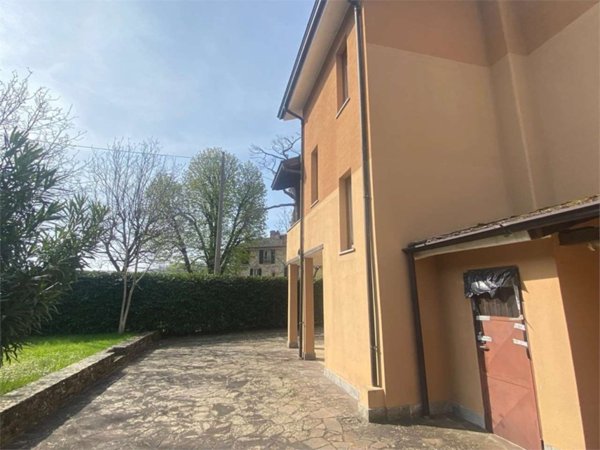 casa indipendente in vendita a Travo in zona Pigazzano