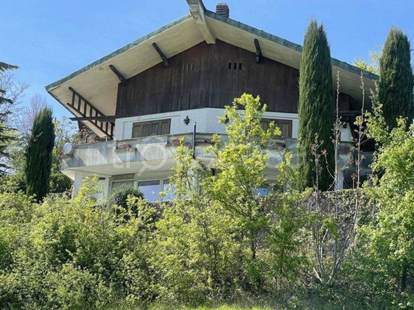casa indipendente in vendita a Travo