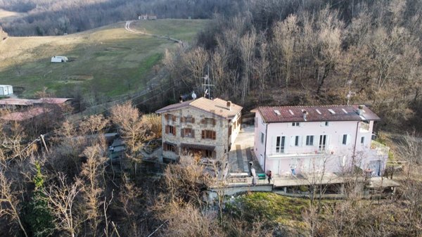 casa indipendente in vendita a Travo