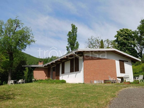 casa indipendente in vendita a Travo