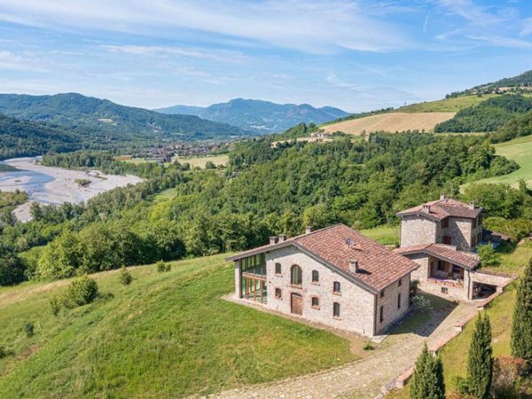 casa indipendente in vendita a Travo