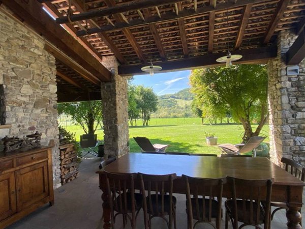 casa indipendente in vendita a Travo