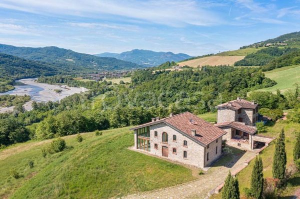 casa indipendente in vendita a Travo