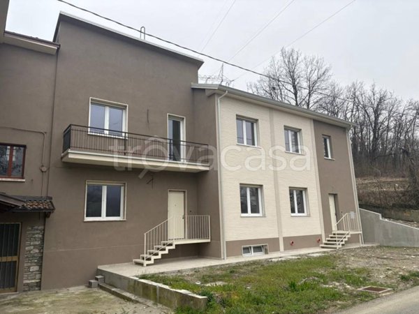 casa indipendente in vendita a Travo