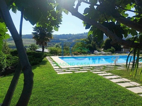 casa indipendente in vendita a Travo