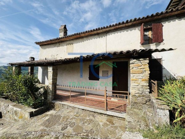 casa indipendente in vendita a Travo