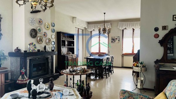 casa indipendente in vendita a Travo