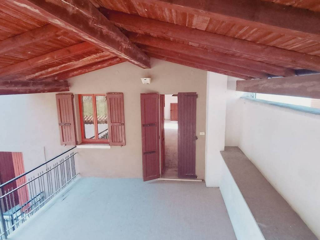 casa indipendente in vendita a Travo