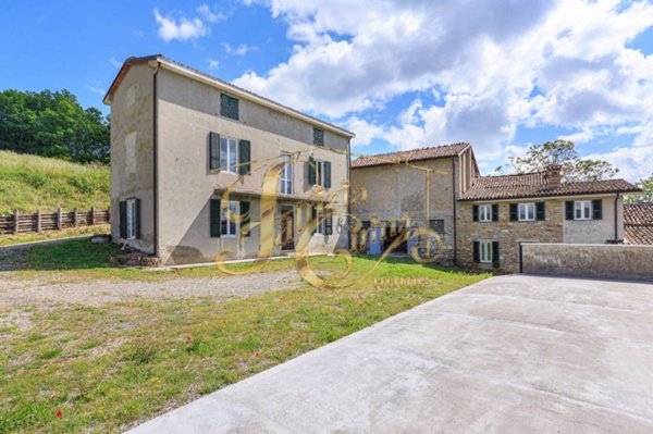 casa indipendente in vendita a Travo