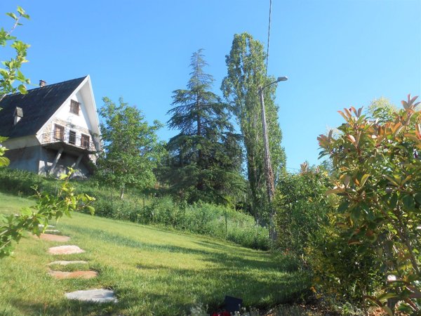 casa indipendente in vendita a Travo