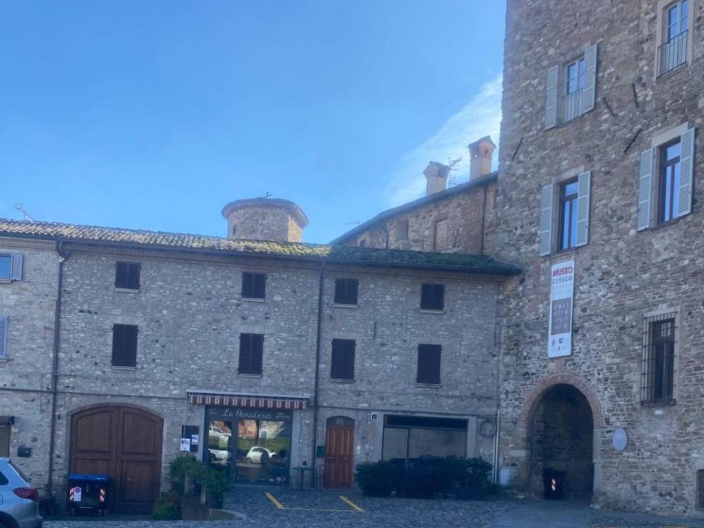 casa indipendente in vendita a Travo