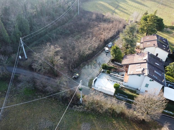 terreno edificabile in vendita a Travo