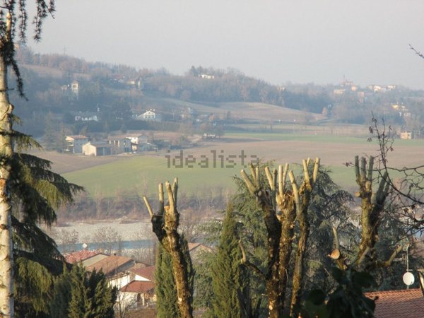 terreno edificabile in vendita a Travo