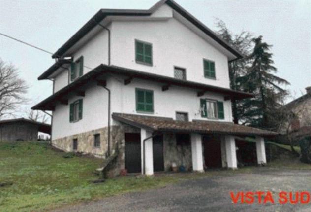 casa indipendente in vendita a Travo