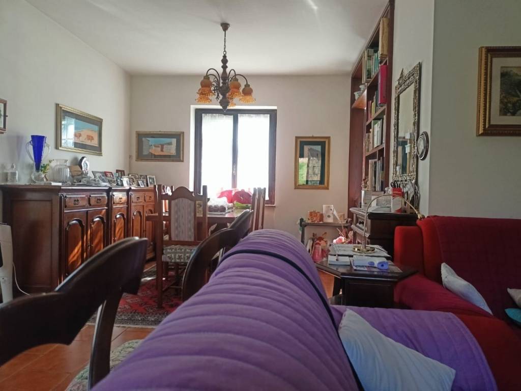 casa indipendente in vendita a Travo