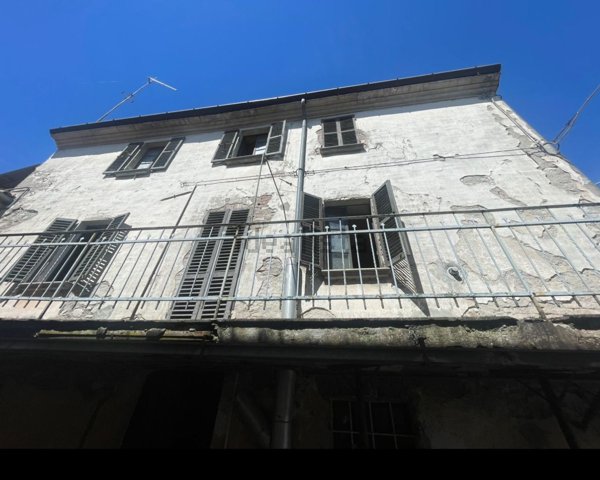 casa indipendente in vendita a Travo