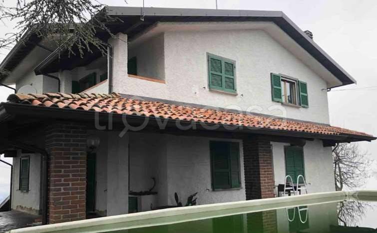 casa indipendente in vendita a Travo