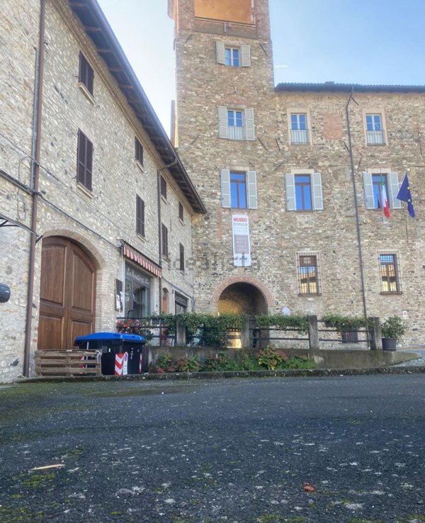 casa indipendente in vendita a Travo