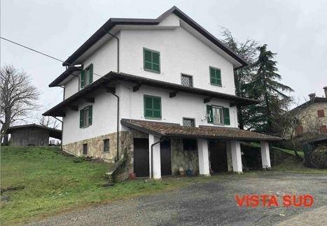 casa indipendente in vendita a Travo