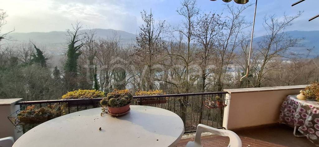 appartamento in vendita a Travo