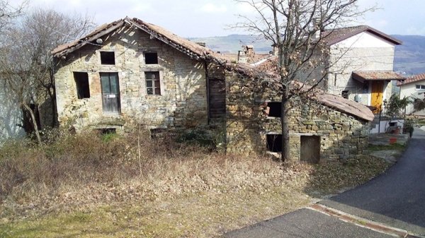 appartamento in vendita a Travo