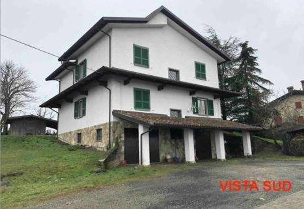 casa indipendente in vendita a Travo