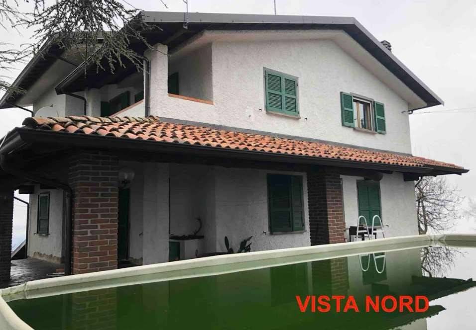 casa indipendente in vendita a Travo