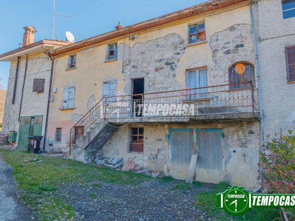 casale in vendita a Travo