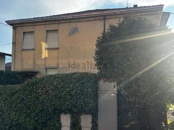 casa indipendente in vendita a Travo
