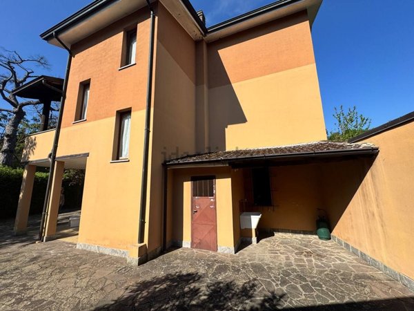casa indipendente in vendita a Travo in zona Pigazzano