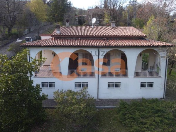 casa indipendente in vendita a Travo