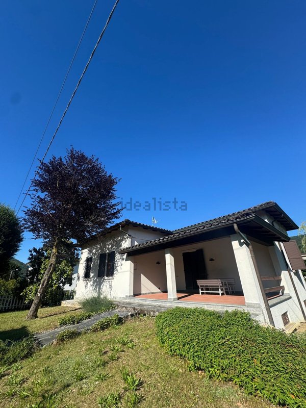 casa indipendente in vendita a Travo