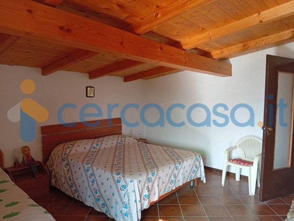 casa indipendente in vendita a Travo