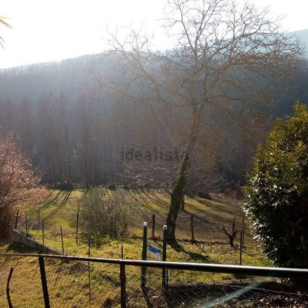 casa indipendente in vendita a Travo