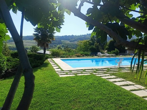 casa indipendente in vendita a Travo