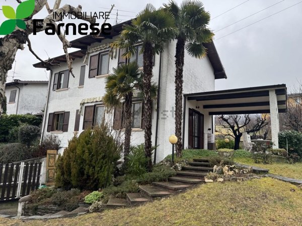 casa indipendente in vendita a Travo