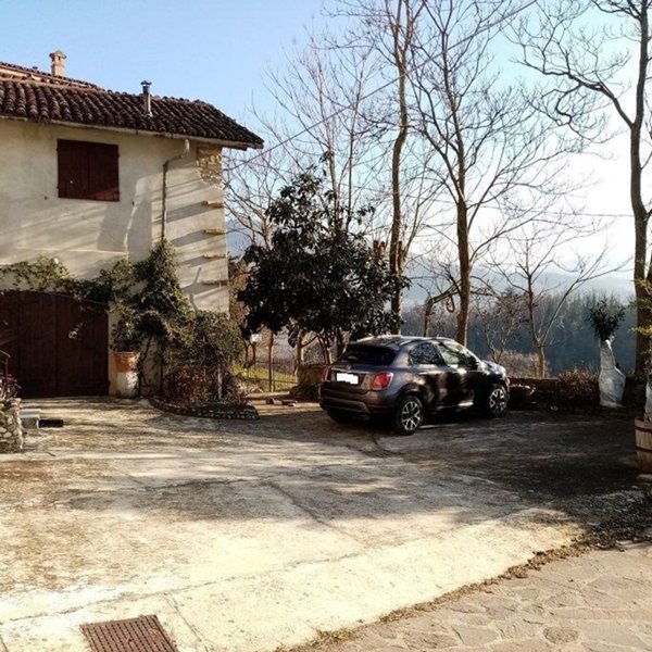 casa indipendente in vendita a Travo