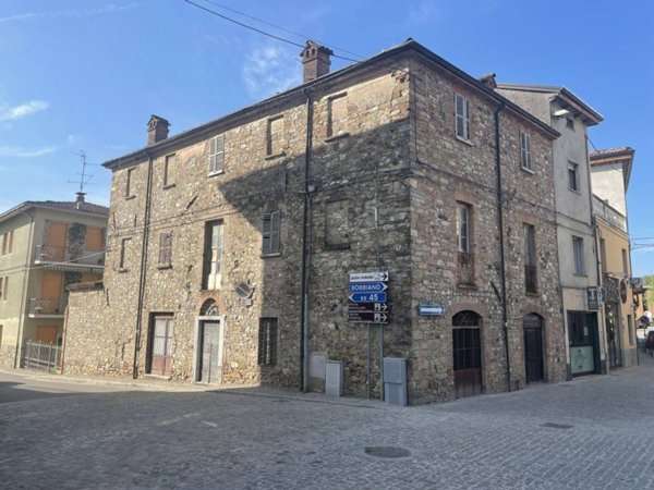 casa indipendente in vendita a Travo