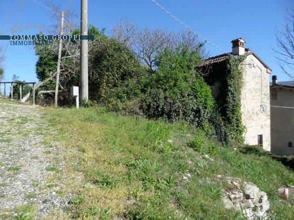 casale in vendita a Travo in zona Caverzago