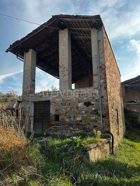 casa indipendente in vendita a Travo
